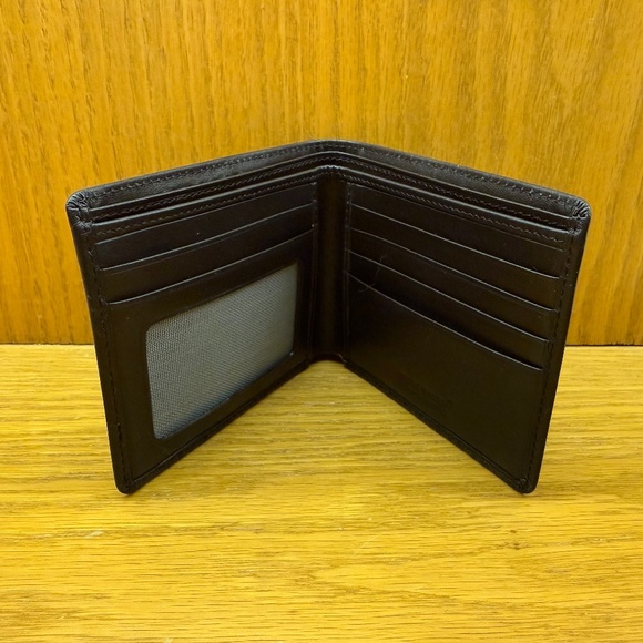 Eddie Bauer Leather Bifold Wallet - Picture 1 of 5
